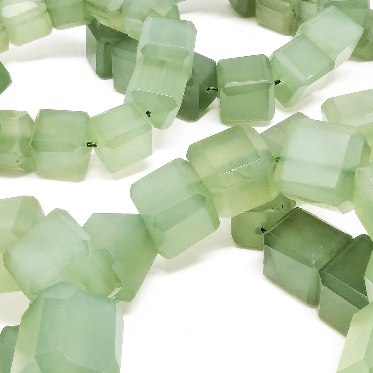 Serpentine bead bracelet.