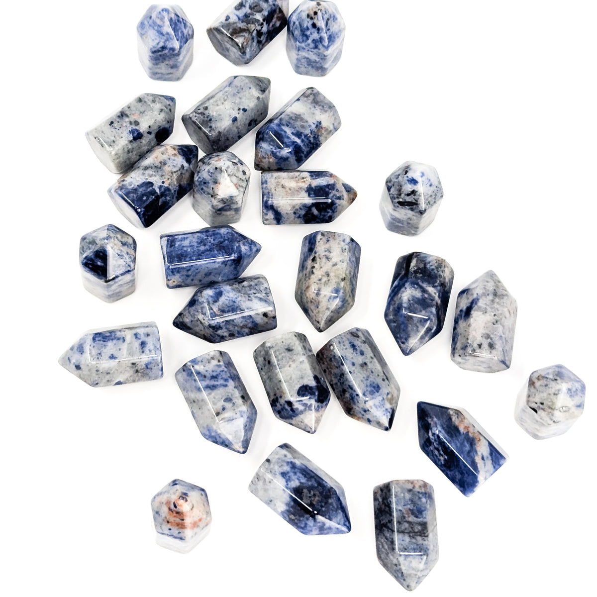 Sodalite mini tower from Brazil – spread of towers