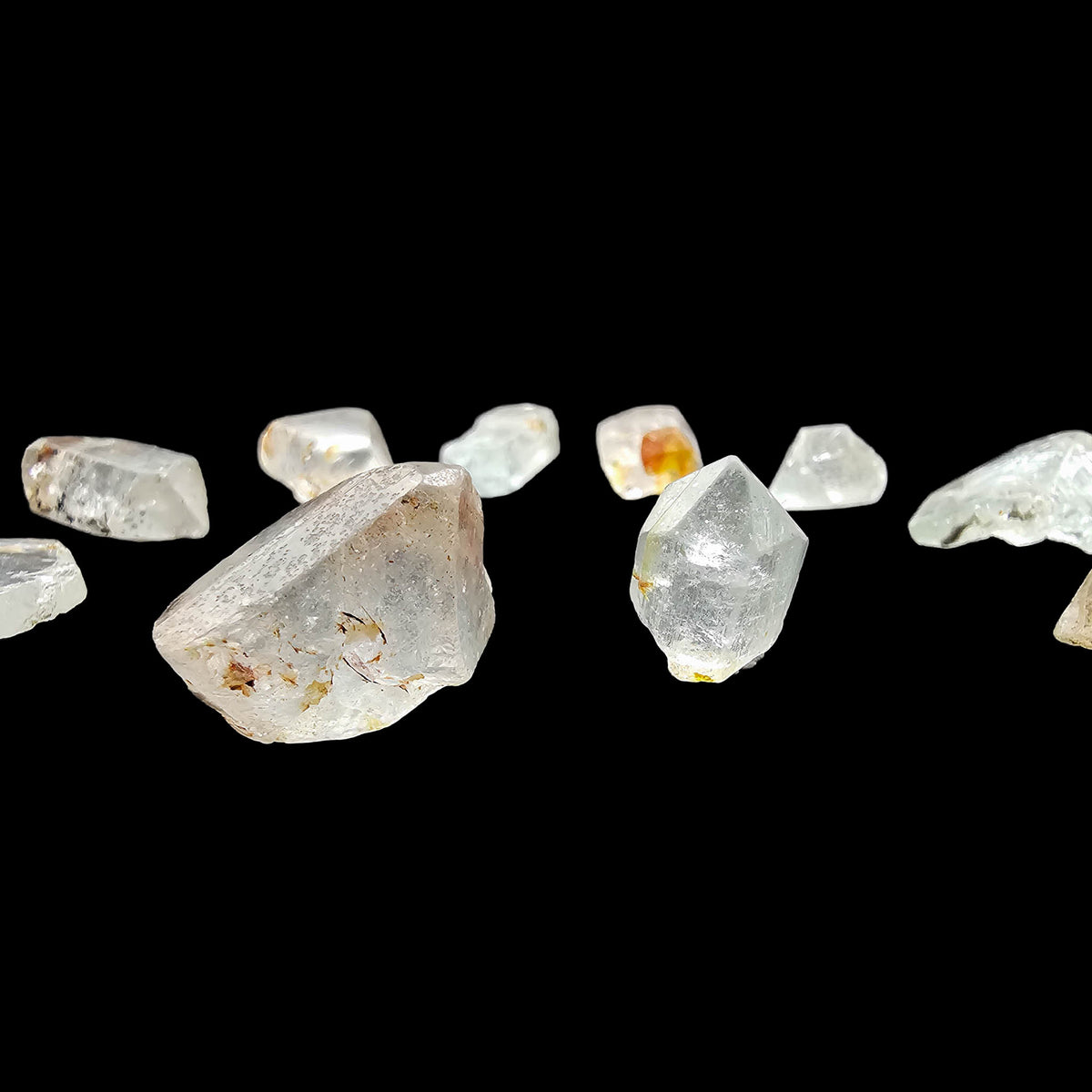 Topaz crystal from Nigeria – group of crystals in a row