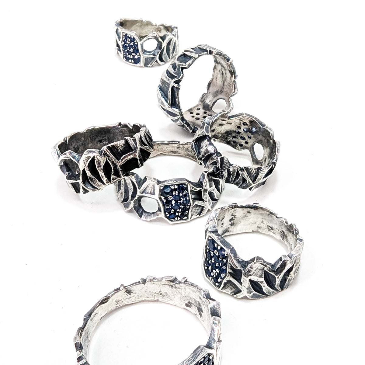 Volans free flow ring in sterling silver.