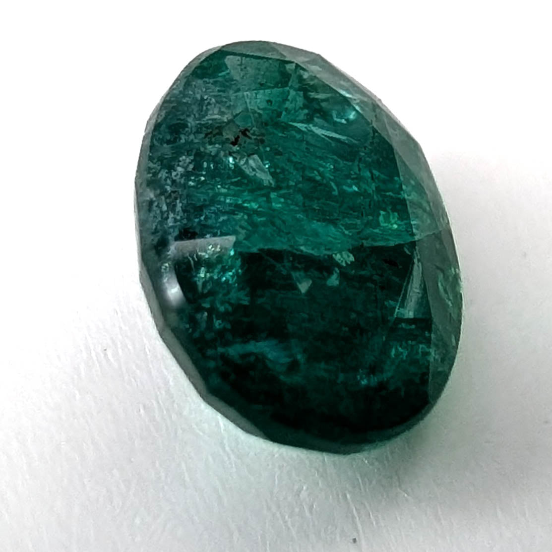 Emerald faceted oval cut gemstone, 2.45ct, alternate angle, view 7 of 18