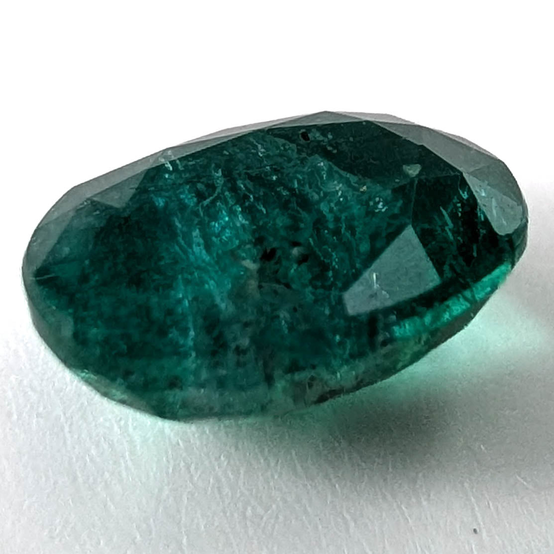 Emerald faceted oval cut gemstone, 2.45ct, alternate angle, view 10 of 18