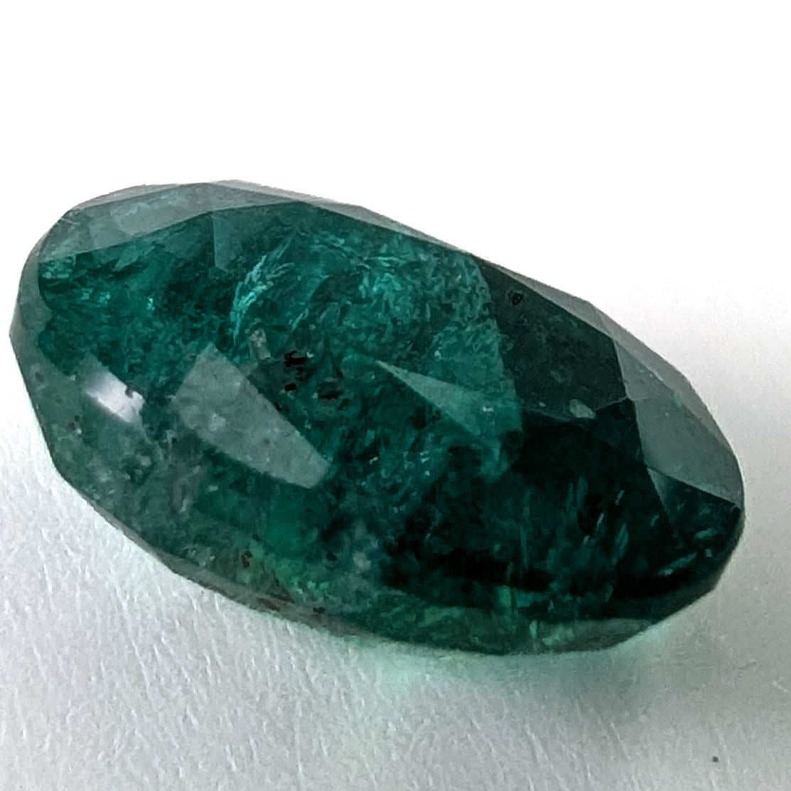 Emerald faceted oval cut gemstone, 2.45ct, alternate angle, view 11 of 18