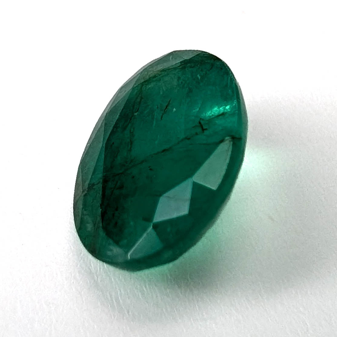 Emerald faceted oval cut gemstone, 2.53ct, alternate angle, view 3 of 13