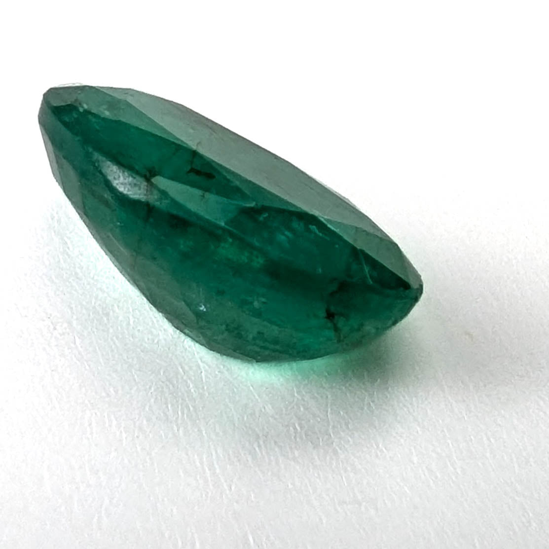 Emerald faceted oval cut gemstone, 2.53ct, alternate angle, view 4 of 13