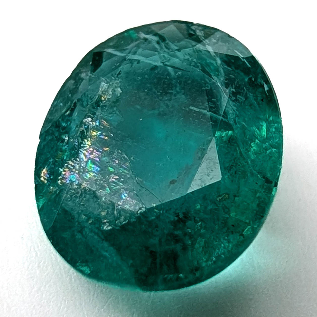 Emerald faceted oval cut gemstone, 3.55ct, alternate angle, view 4 of 9