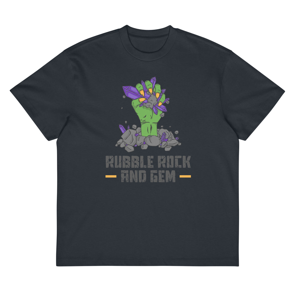 Men’s box tee with the classic logo.
