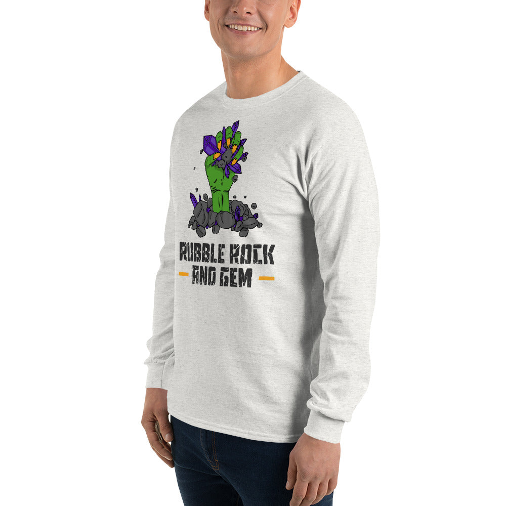 Men’s long sleeve shirt with the classic logo.