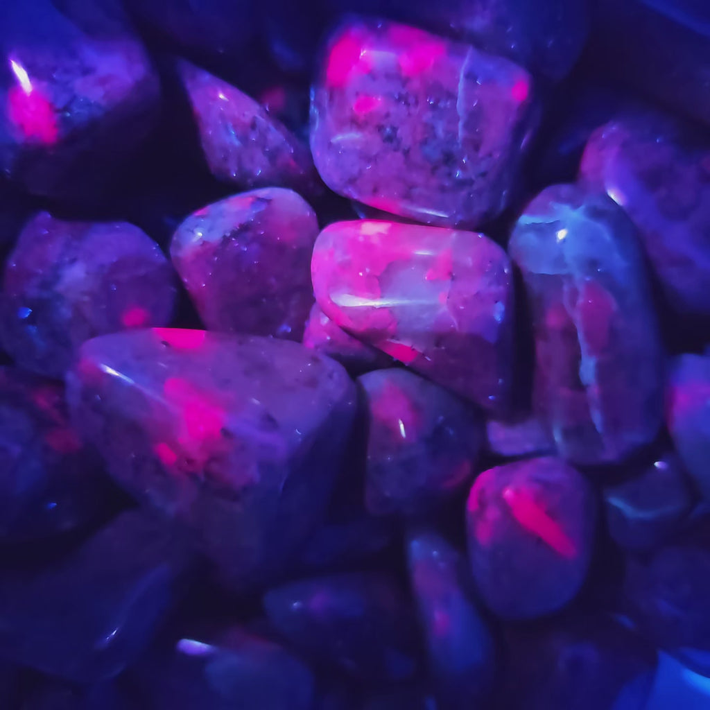Ruby - Tumble - India - Crown Chakra - UV reactive