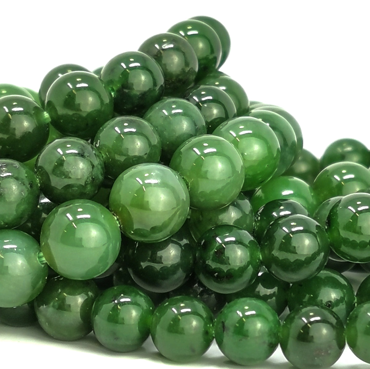 Nephrite Jade Round bead bracelet.