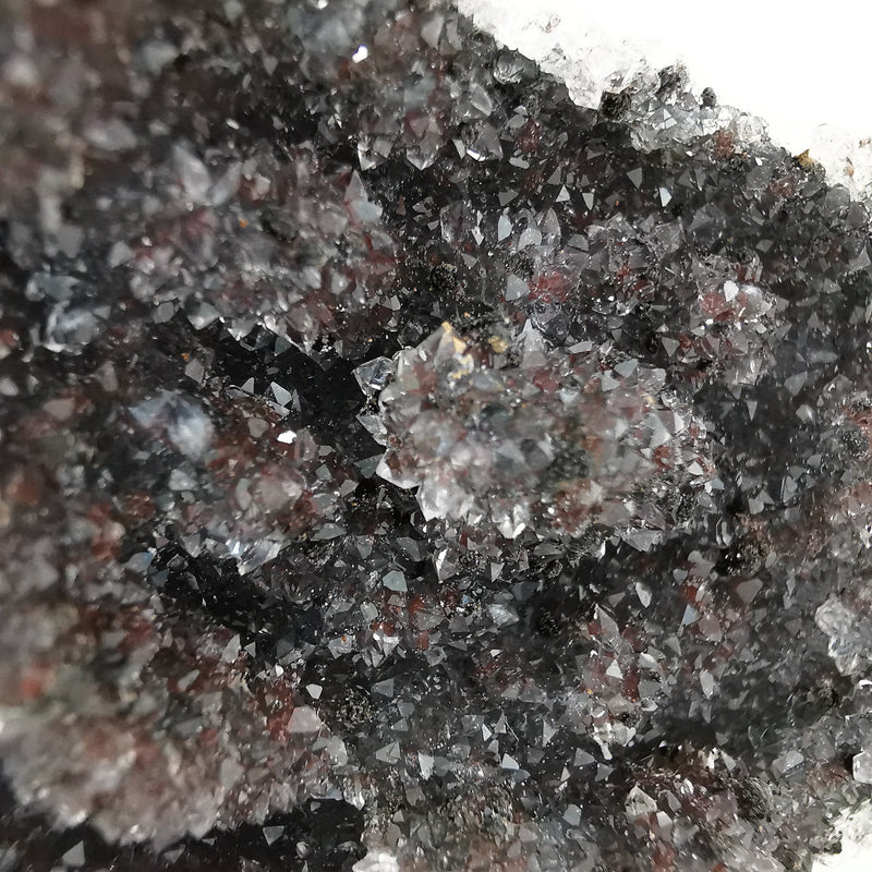 黑紫水晶德鲁兹 - 矿物