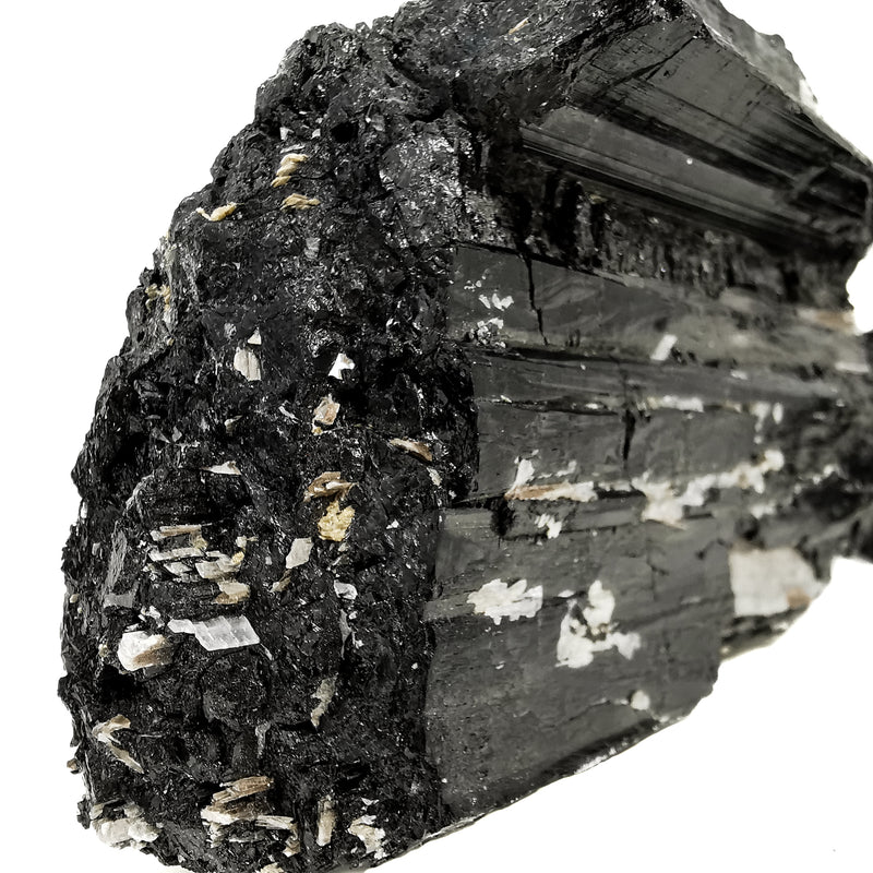 黑電氣石 - 礦物