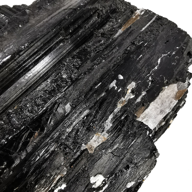 黑電氣石 - 礦物