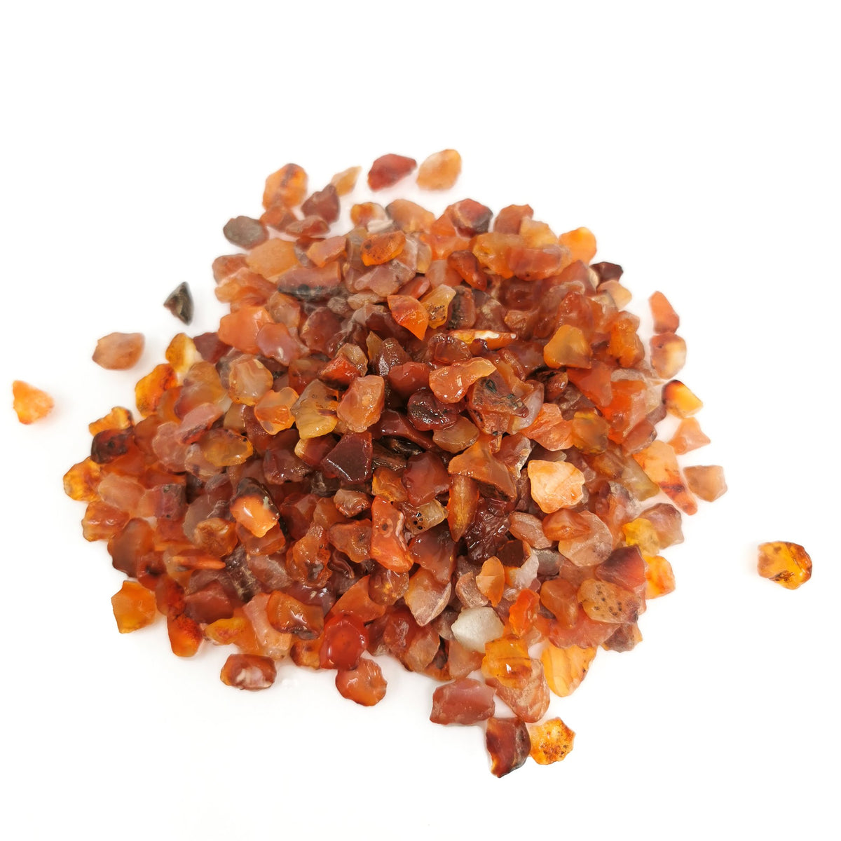 Carnelian chips rough, a variety of chalcedony.