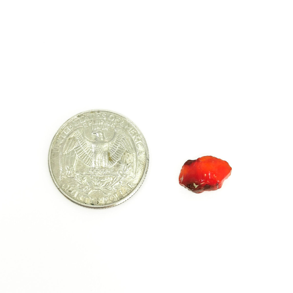 Carnelian chips rough, a variety of chalcedony.