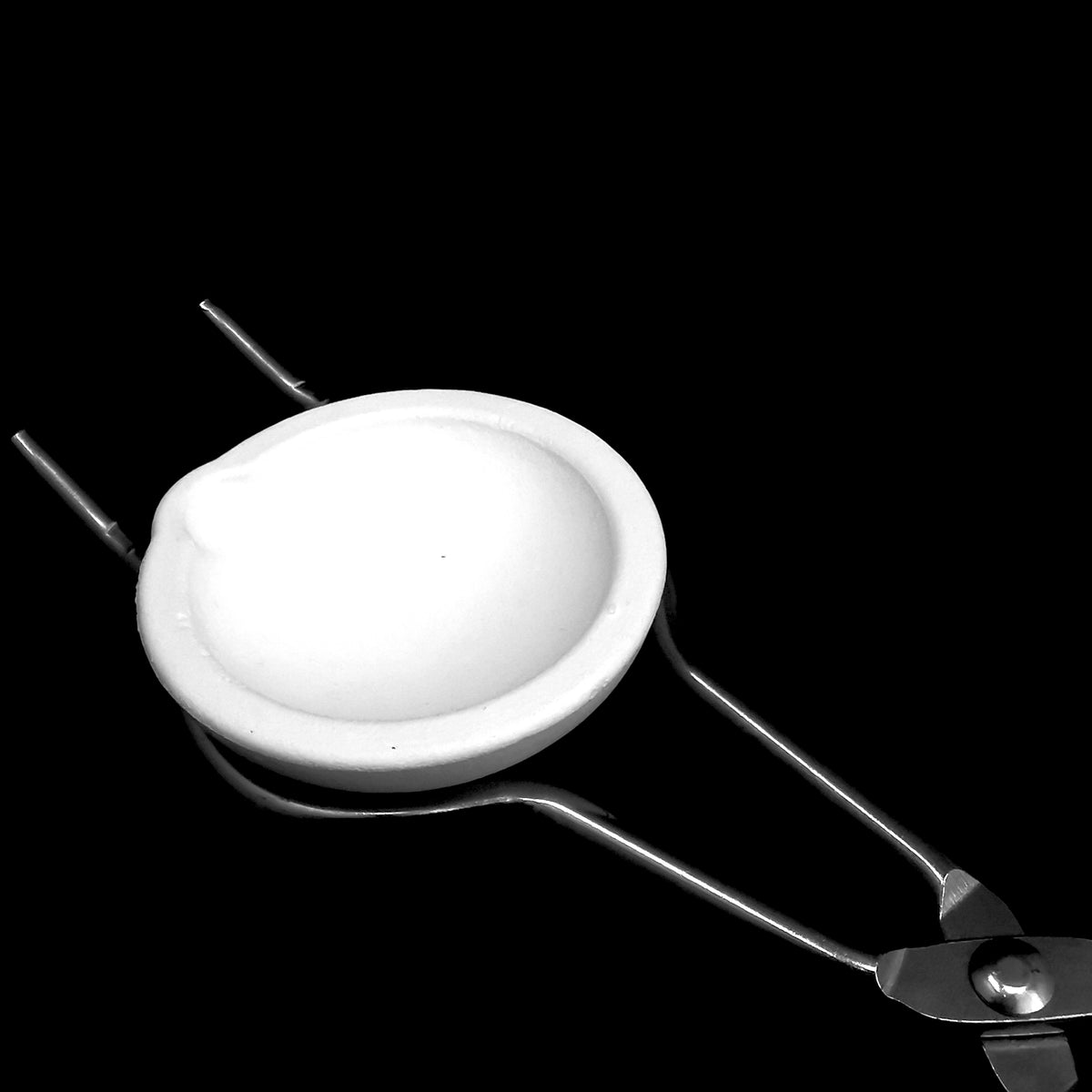 Crucible smithing, made of quartz silica plaster.