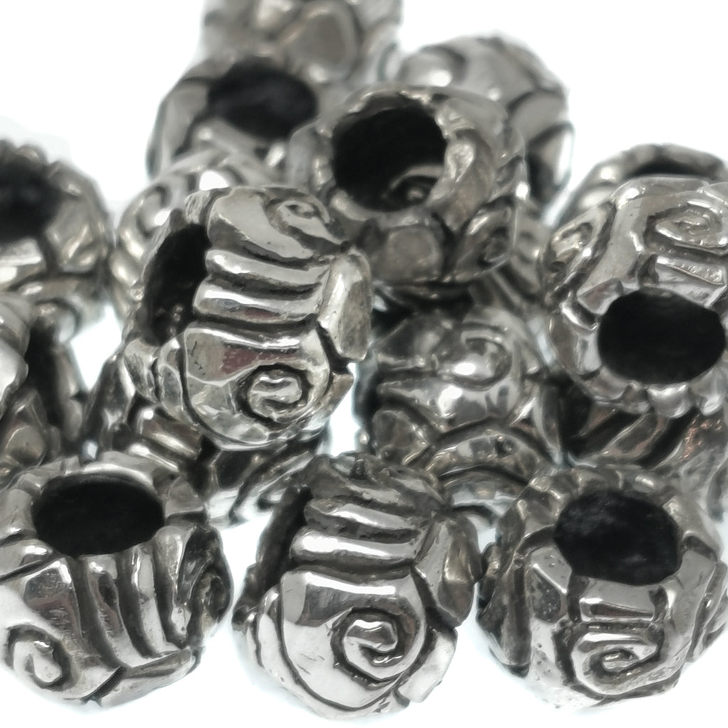 Dreadlock Swirl bead in sterling silver.
