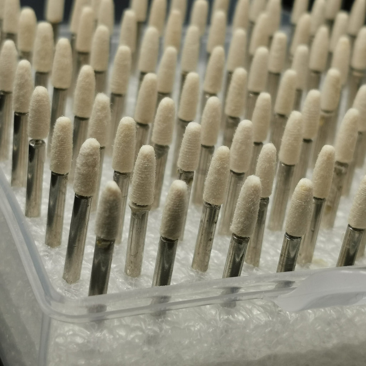 Bullet Point hard pressed felt 100pcs.