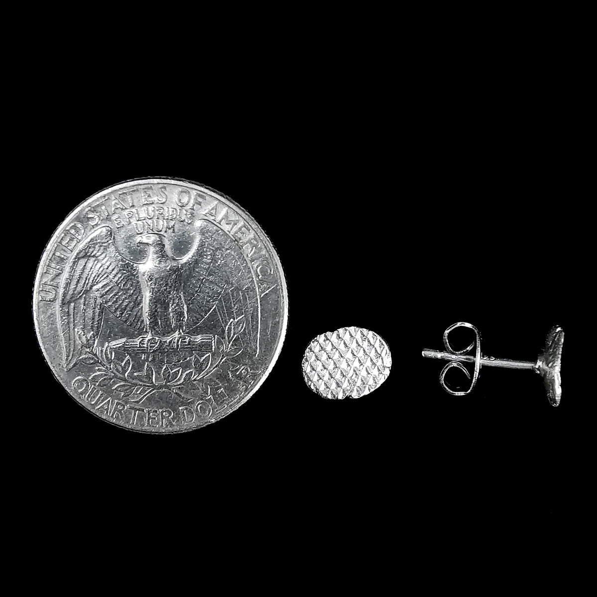 Grid Iron earring in sterling silver.