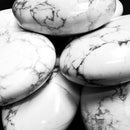 Howlite - Palm Stone