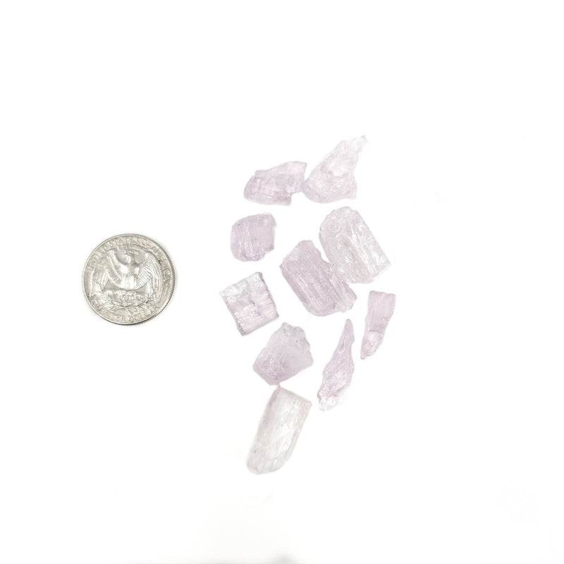 紫锂辉石 - 矿物