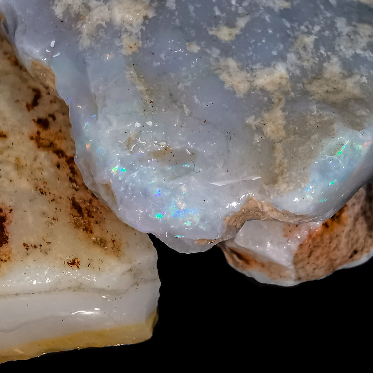 Crystal Opal rough, hydrated silica, from Mintabie, South Australia, Australia.
