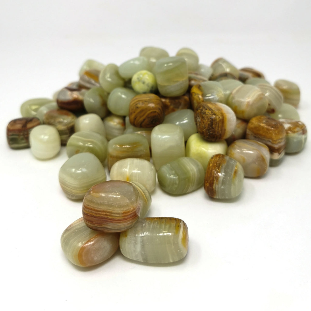Pakistan Onyx tumbled from Pakistan.