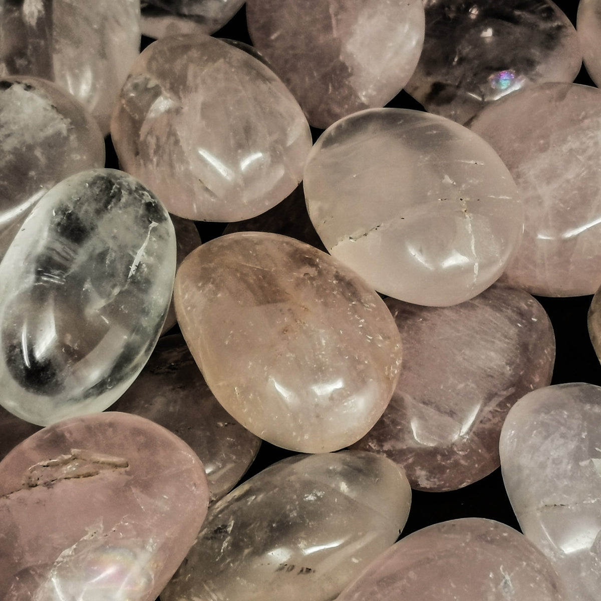 Rose Quartz palm mini.