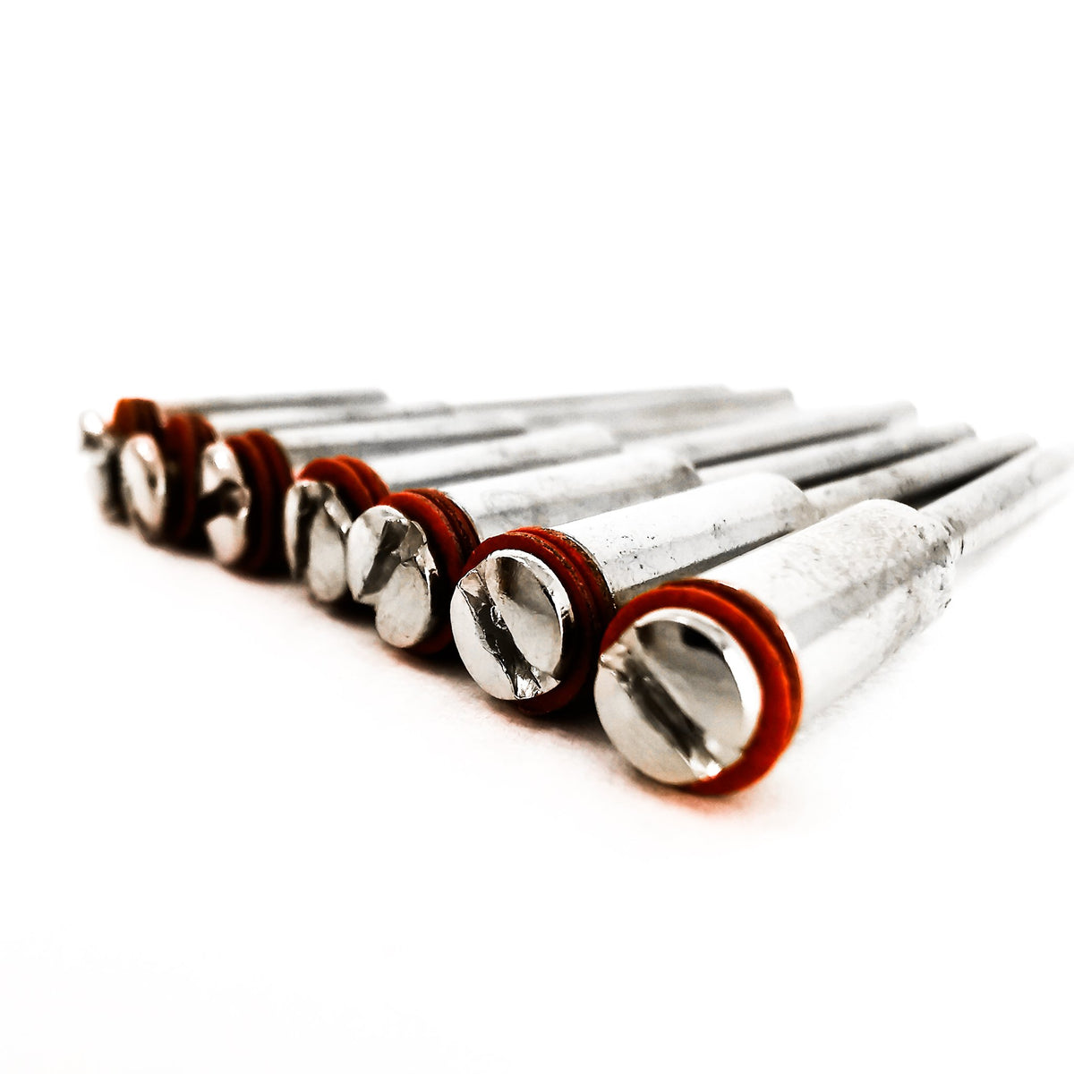 Screw Head mandrel 5pcs, made of metal.