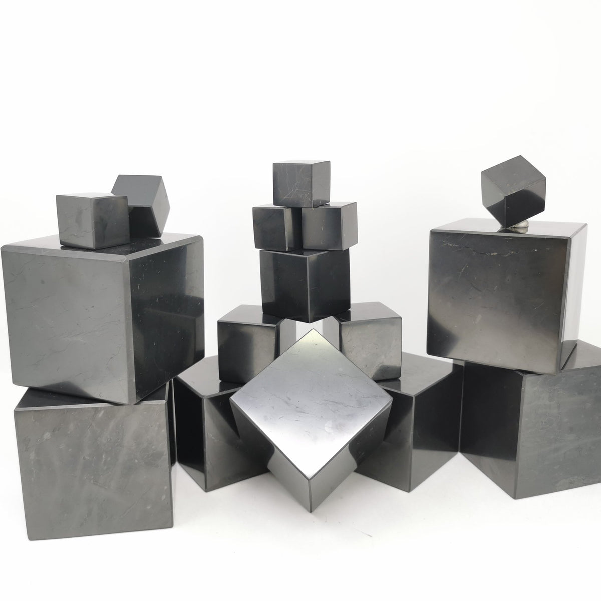 Shungite cubes.