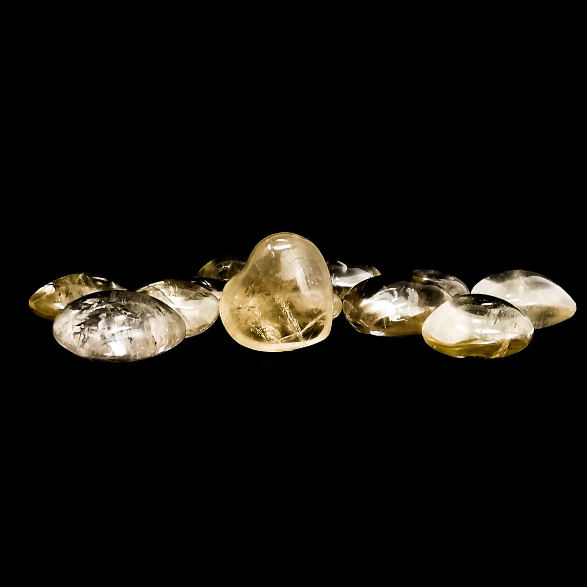 Smoky quartz small heart – row of hearts, side view