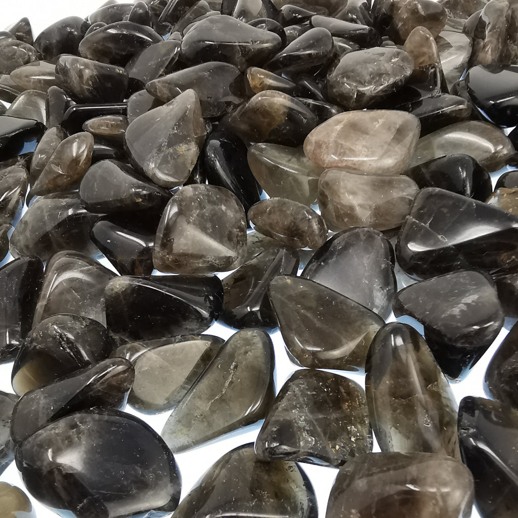 Smoky quartz tumble – tumbles, top view