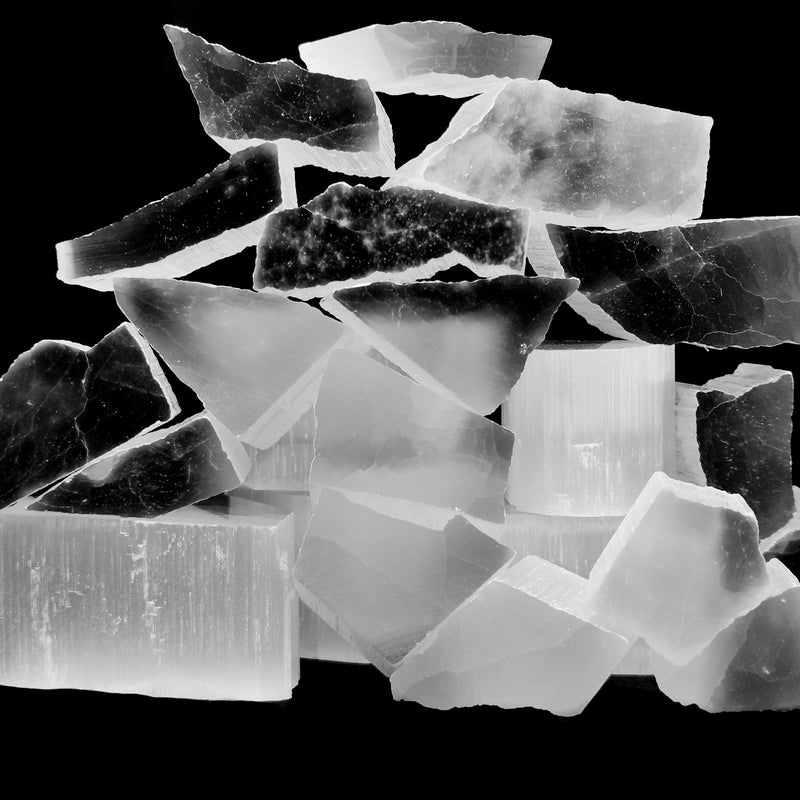 鈉硼解石 - 小 - 礦物