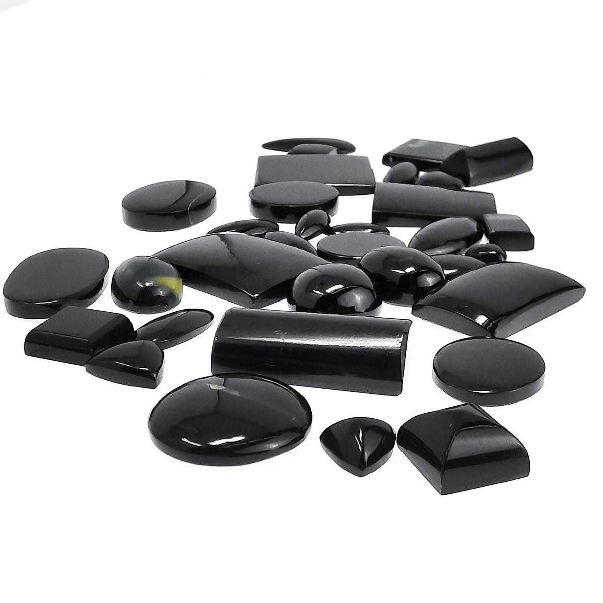 Black Jade cabochon from Wyoming, USA.