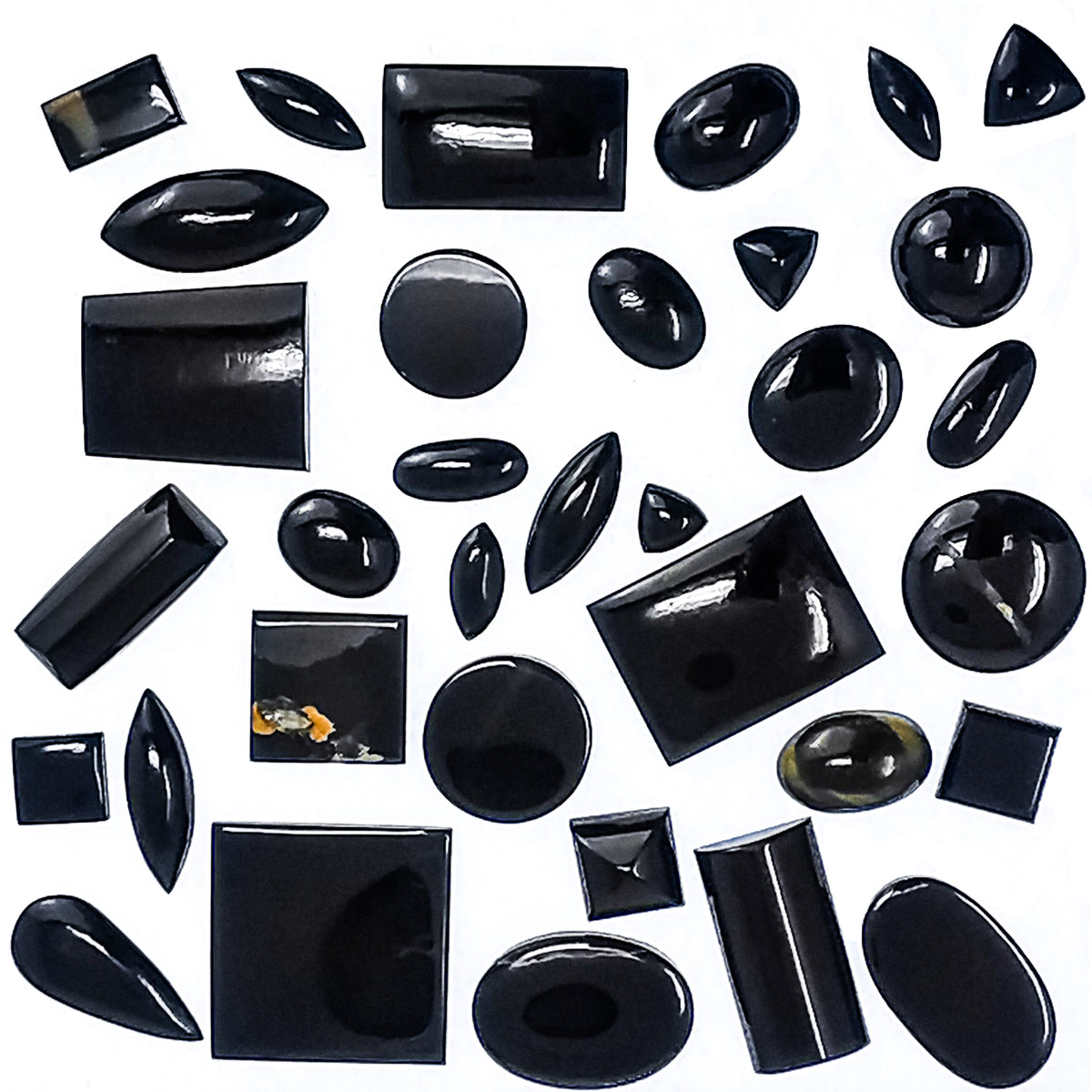 Black Jade cabochon from Wyoming, USA.